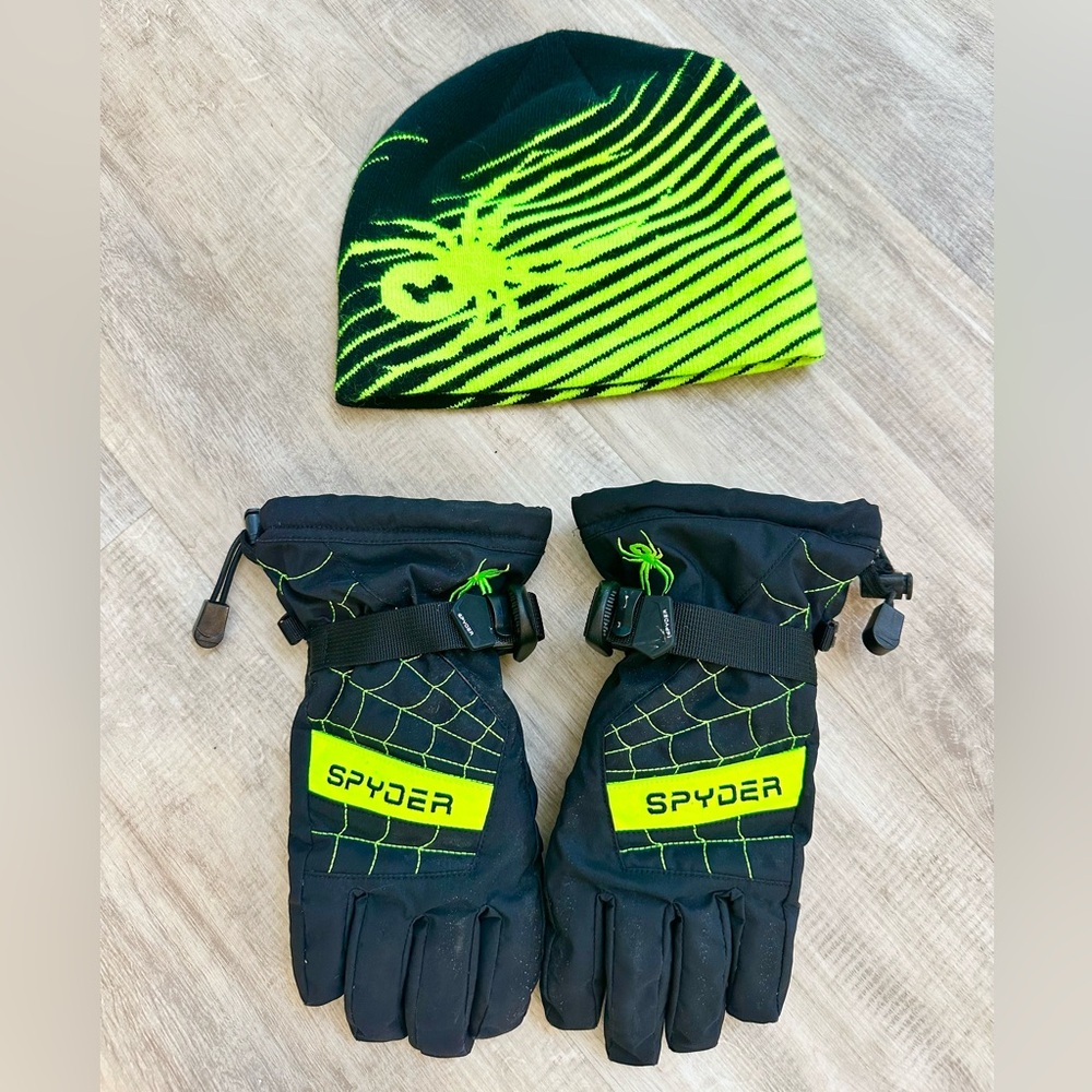 Spyder black and neon hat and ski gloves